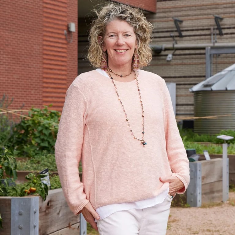 Vines & Science: Sip & Savor